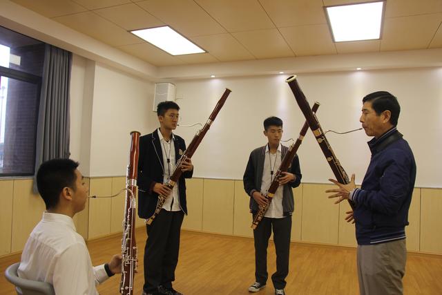 ky.com-生猪多少钱一斤?非洲猪瘟疫区复发,对猪价有何影响?(图2) ky.com-生猪多少钱一斤?非洲猪瘟疫区复发,对猪价有何影响?(图2)