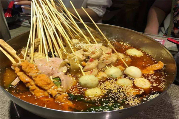 《街头篮球》真香宝典第一期-从零充到小氪-kycom(图1) 《街头篮球》真香宝典第一期-从零充到小氪-kycom(图1)