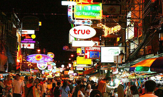 窗口岗位“会方言者优先”为何不妥?_时事政治_中公教育网：kycom(图2)