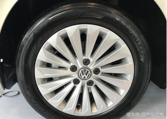 “ky.com”“新四大发明”带来新的自觉自信_时事政治_中公教育网(图1)