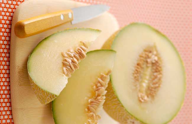 ky.com_蒙古妹子借网络让家乡炒米走出市场(图2) ky.com_蒙古妹子借网络让家乡炒米走出市场(图2)