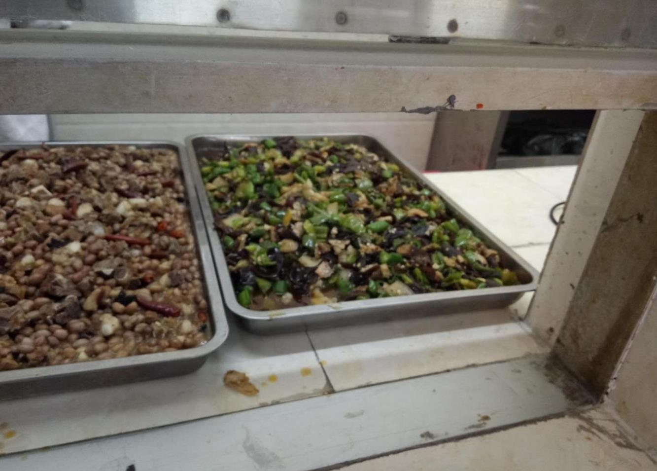 官方强拆村民宴席既不合情也不合理_时事政治_中公教育网【ky.com】(图3) 官方强拆村民宴席既不合情也不合理_时事政治_中公教育网【ky.com】(图3)