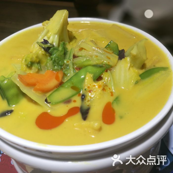 蛋价下跌不止价格跌破4元一斤“ky.com”(图1) 蛋价下跌不止价格跌破4元一斤“ky.com”(图1)