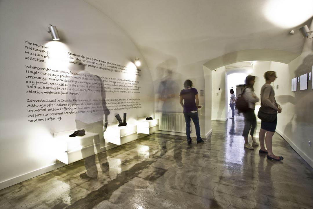 ‘ky.com’中国的昨天、今天和明天_时事政治_中公教育网(图2)