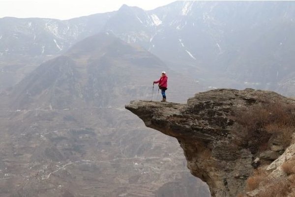 春季要对温室大棚通风需注意技巧|ky.com(图3)