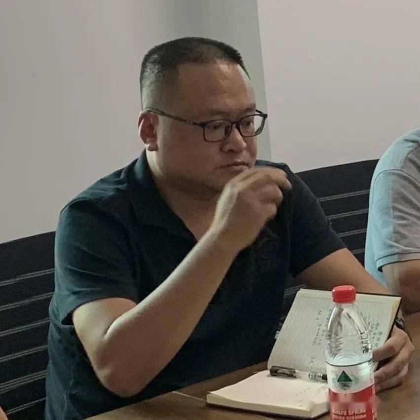 
云县签订“政校企”三方互助协议书  助力高校结业生就业创：kycom(图5)