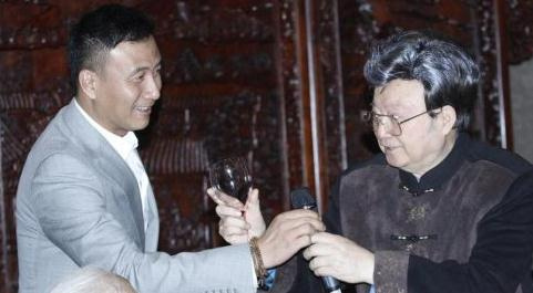kycom_《DNF》缔造者时装附魔徽章分析(图1)